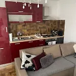 Nela Porec